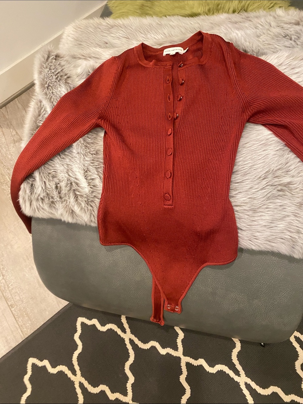 Good American Rust Ribbed Button-Front Long-Sleeve Bodysuit